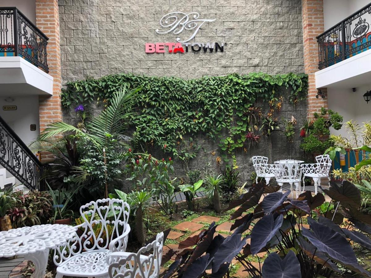 Beta Hotel Саленто Экстерьер фото